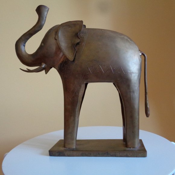 Vintage large standing elephant stature figurine trunk up for luck! - Picture 2 of 9